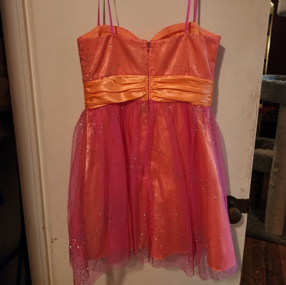 MXI DRESS FANCY - Picture 3 of 3